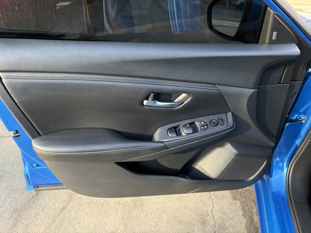 2023 Nissan Sentra Image 9