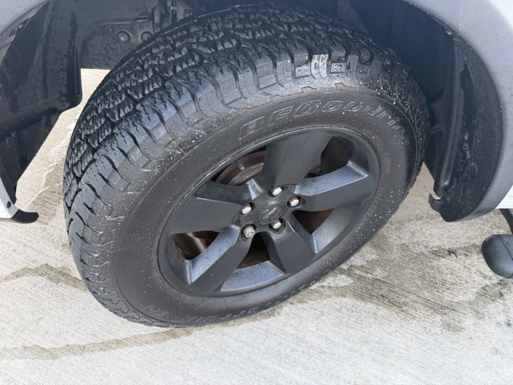 2013 RAM 1500 Image 12