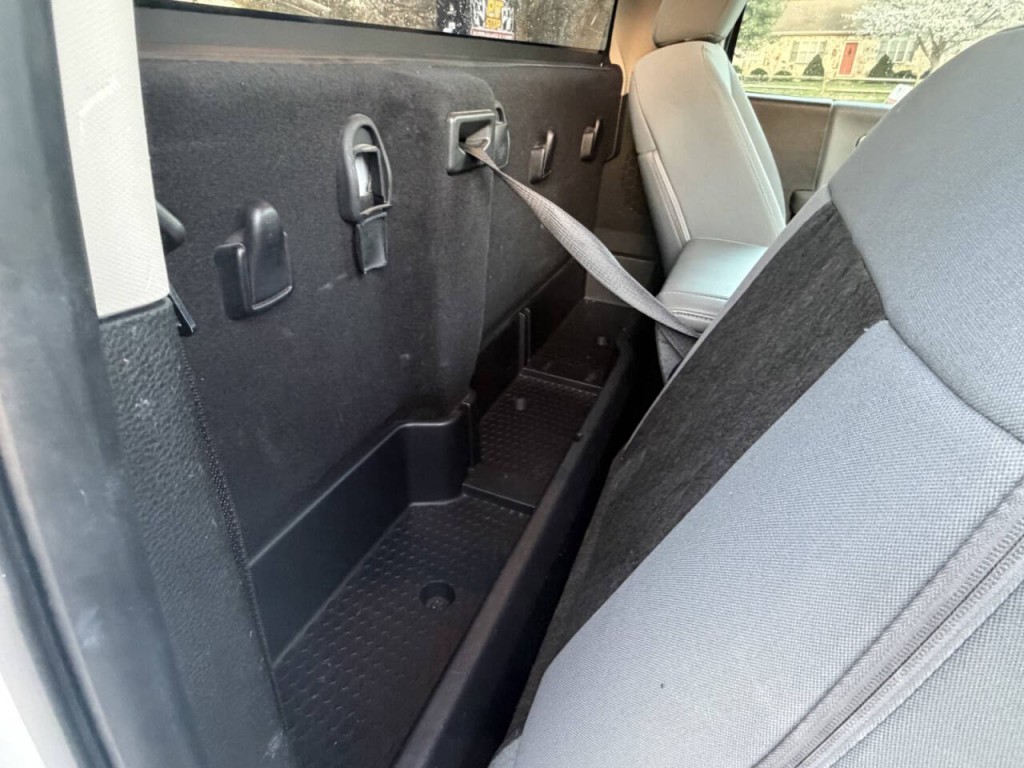 2013 RAM 1500 Image 32