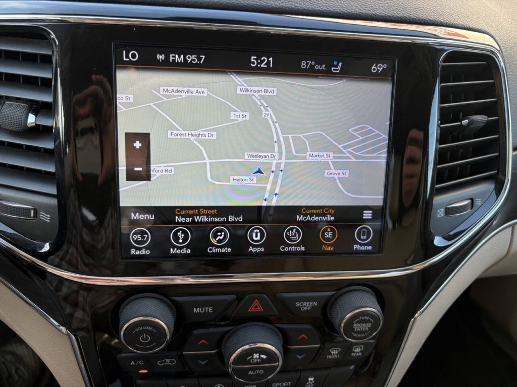 2019 Jeep Grand Cherokee Image 19