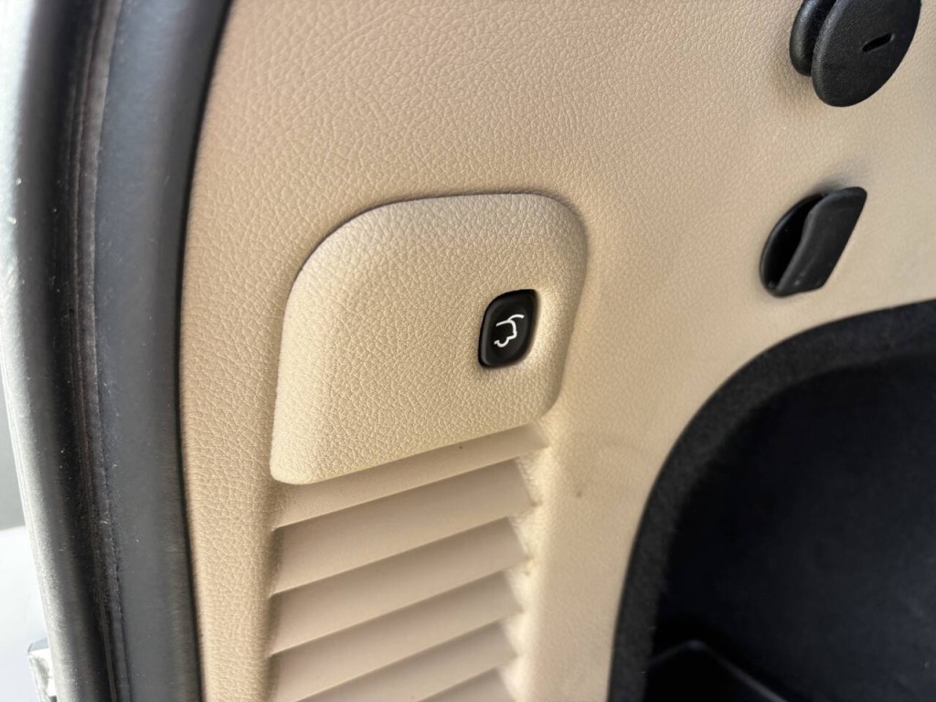 2019 Jeep Grand Cherokee Image 28
