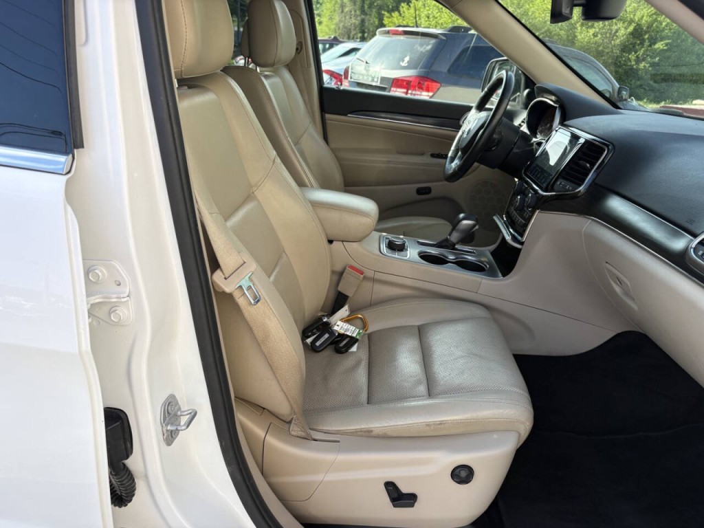 2019 Jeep Grand Cherokee Image 30