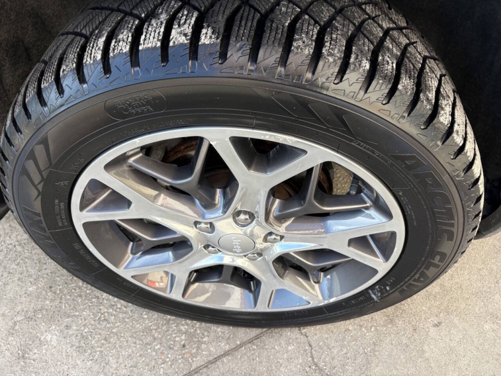 2019 Jeep Grand Cherokee Image 35