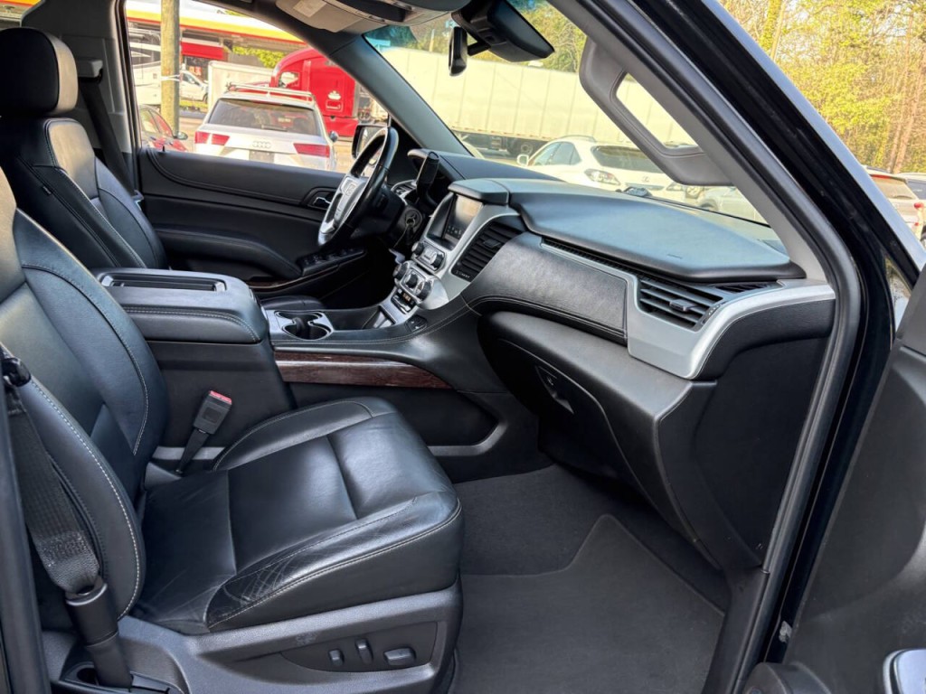 2019 GMC Yukon Image 30