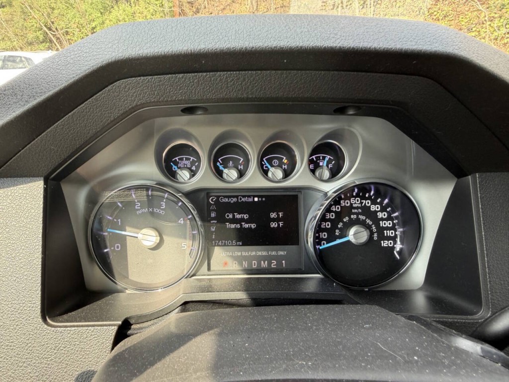 2016 Ford F-350 Image 23