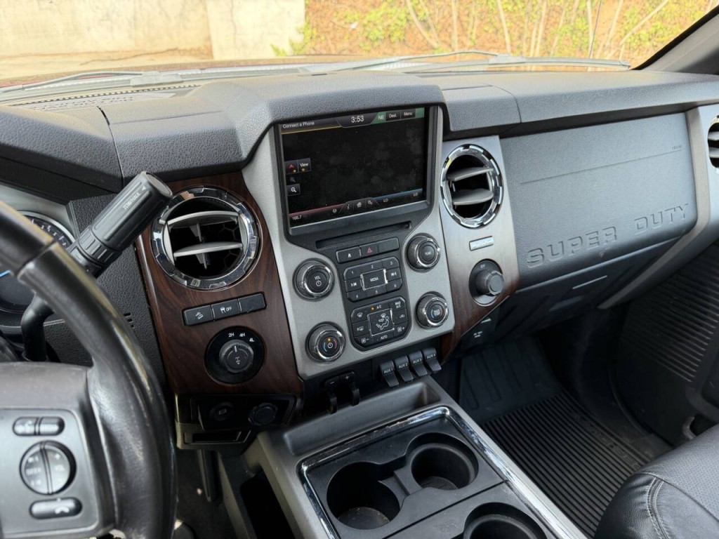 2016 Ford F-350 Image 24