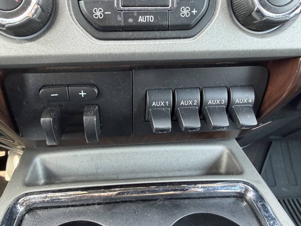 2016 Ford F-350 Image 31