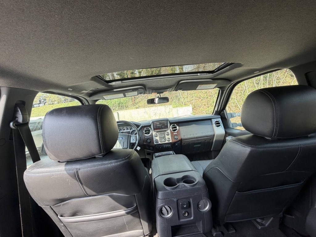 2016 Ford F-350 Image 38