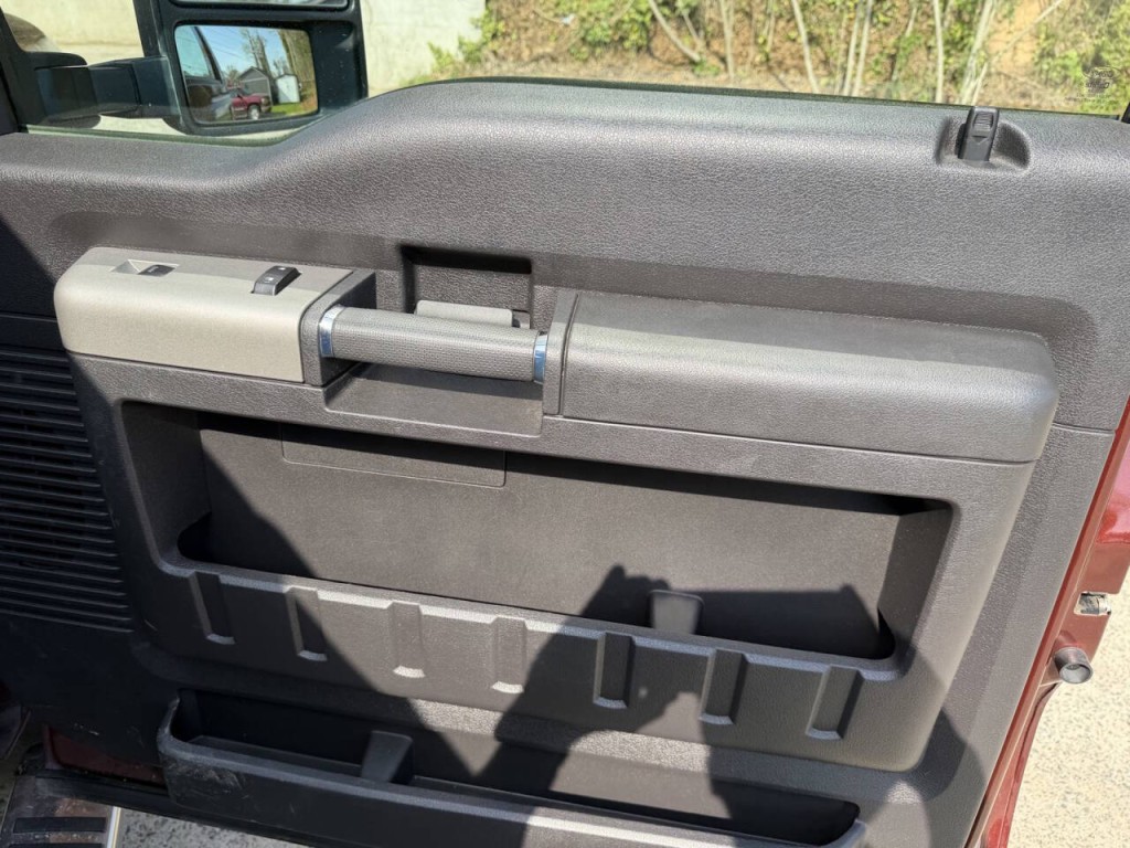 2016 Ford F-350 Image 44