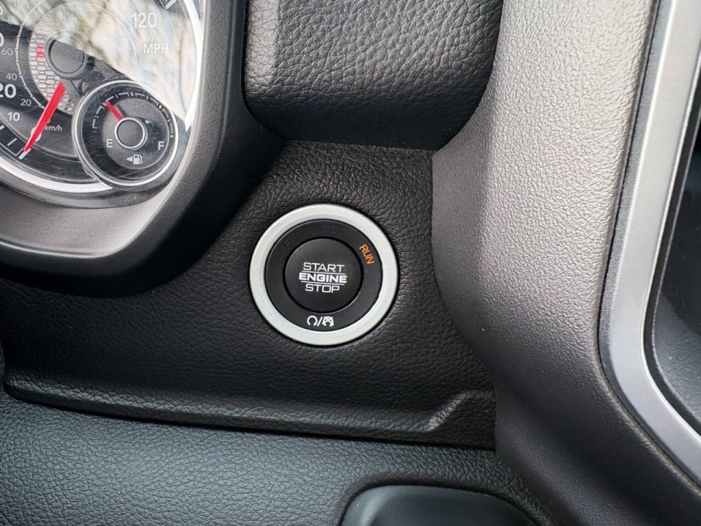 2019 RAM 1500 Image 16