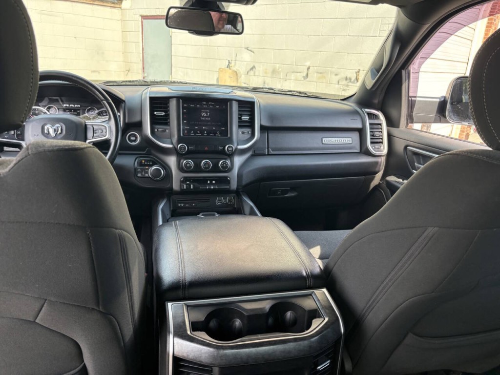 2019 RAM 1500 Image 21