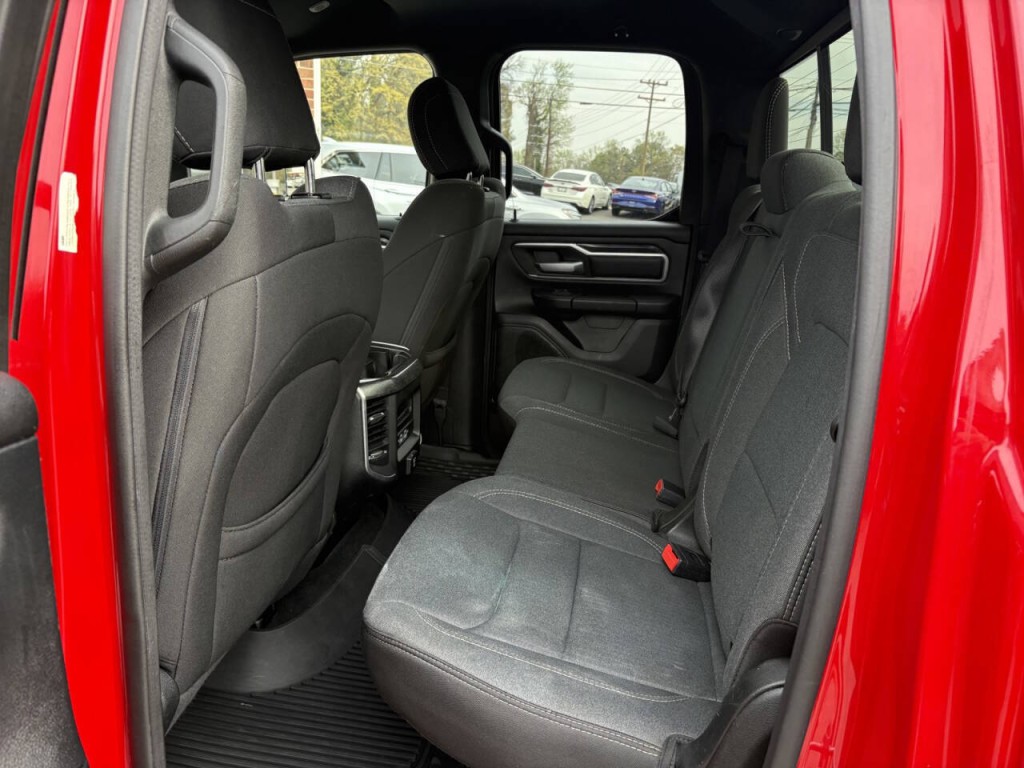 2021 RAM 1500 Image 24