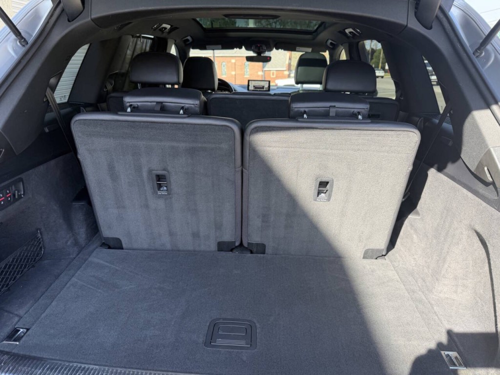 2017 Audi Q7 Image 41