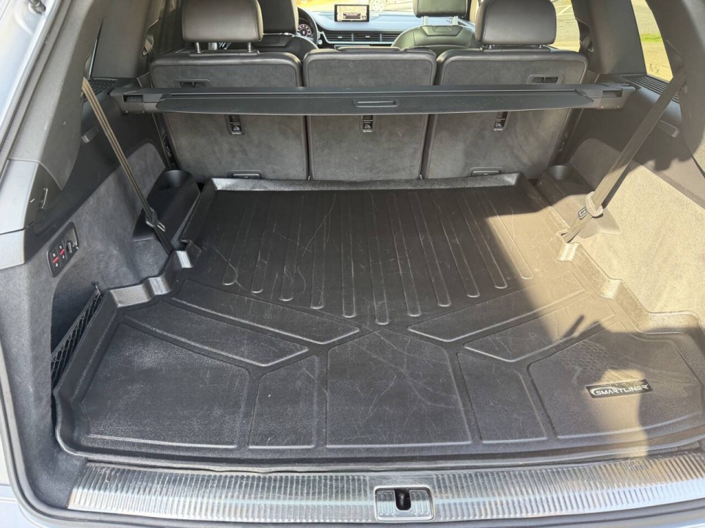 2017 Audi Q7 Image 43