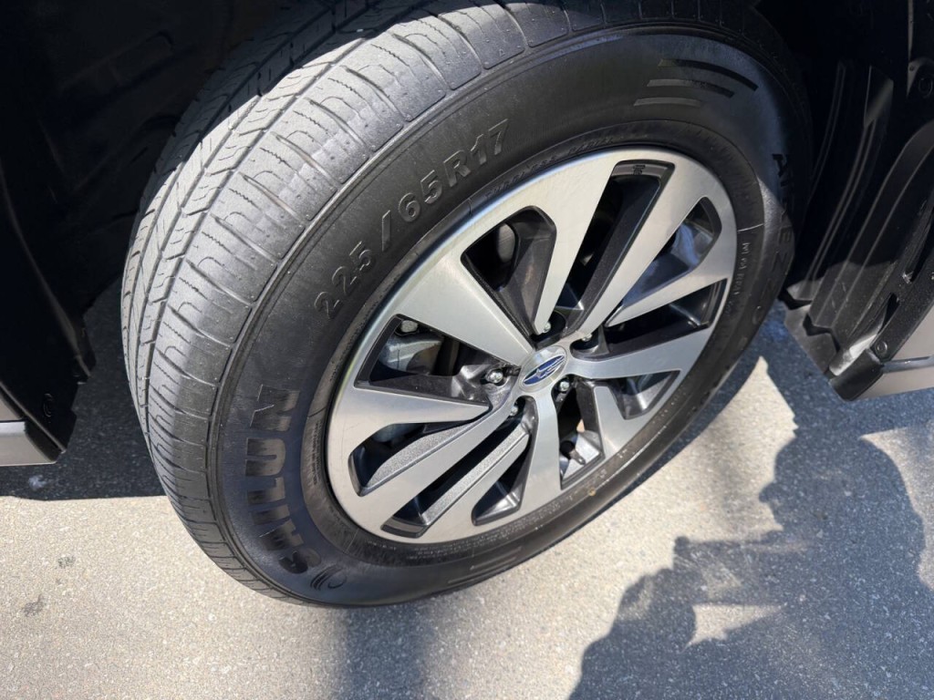 2020 Subaru Outback Image 9