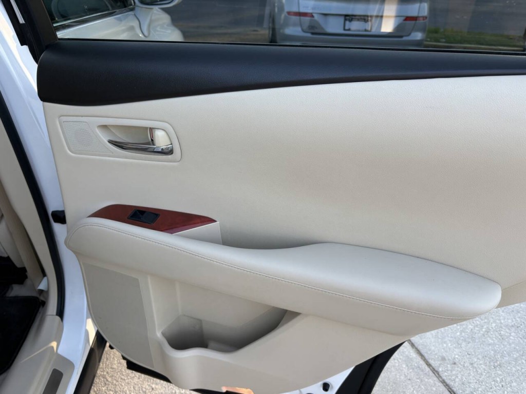 2010 Lexus RX 350 Image 29