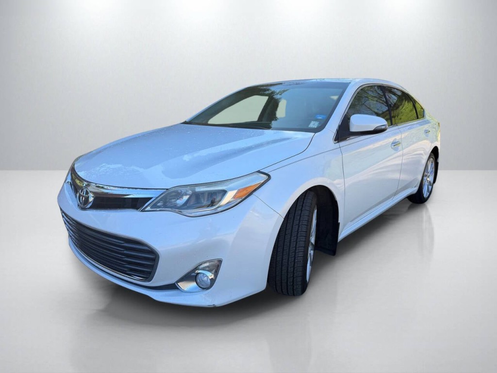 2013 Toyota Avalon Image 3