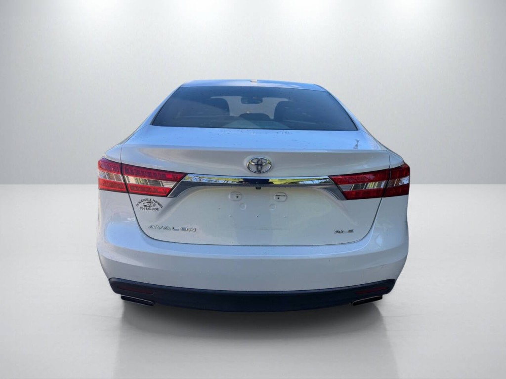 2013 Toyota Avalon Image 6