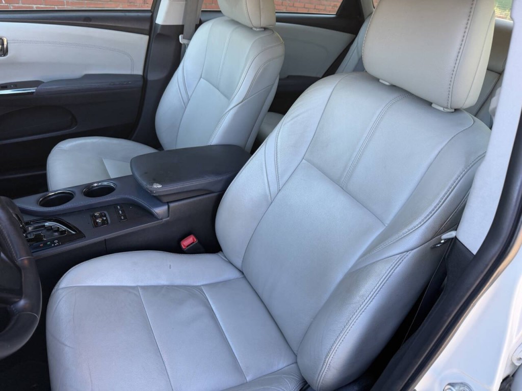 2013 Toyota Avalon Image 15