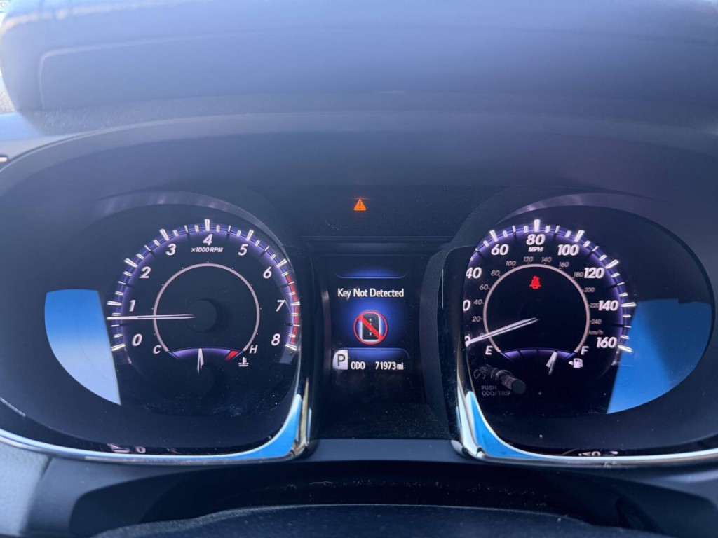 2013 Toyota Avalon Image 22