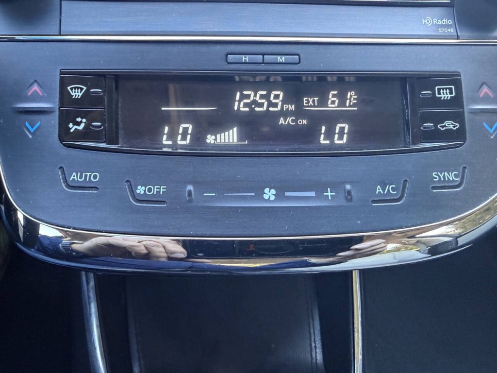 2013 Toyota Avalon Image 27