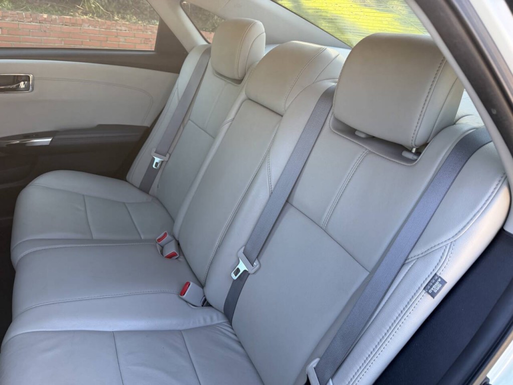 2013 Toyota Avalon Image 31