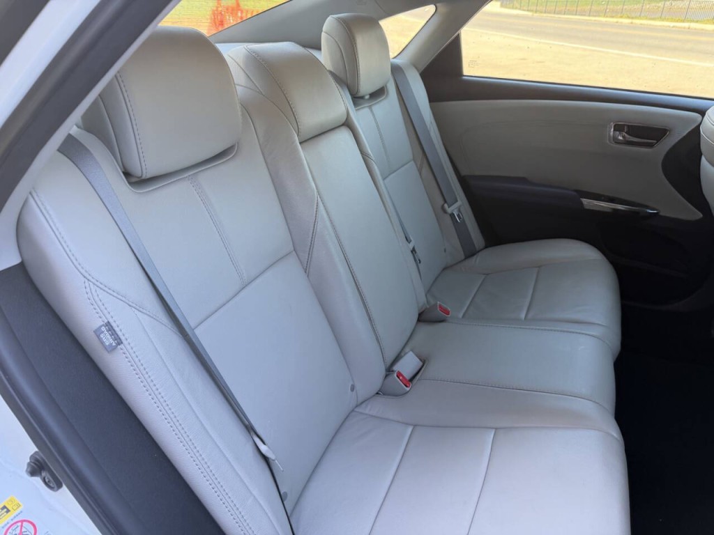 2013 Toyota Avalon Image 38