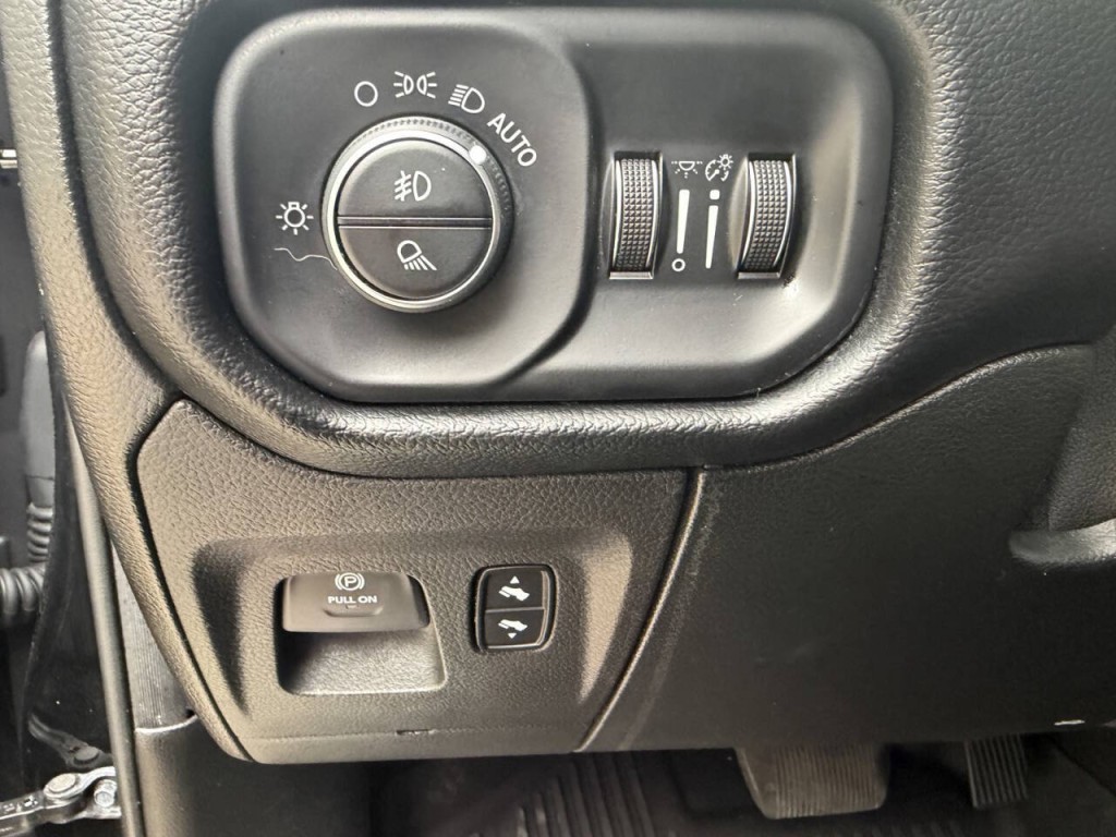 2019 RAM 1500 Image 17