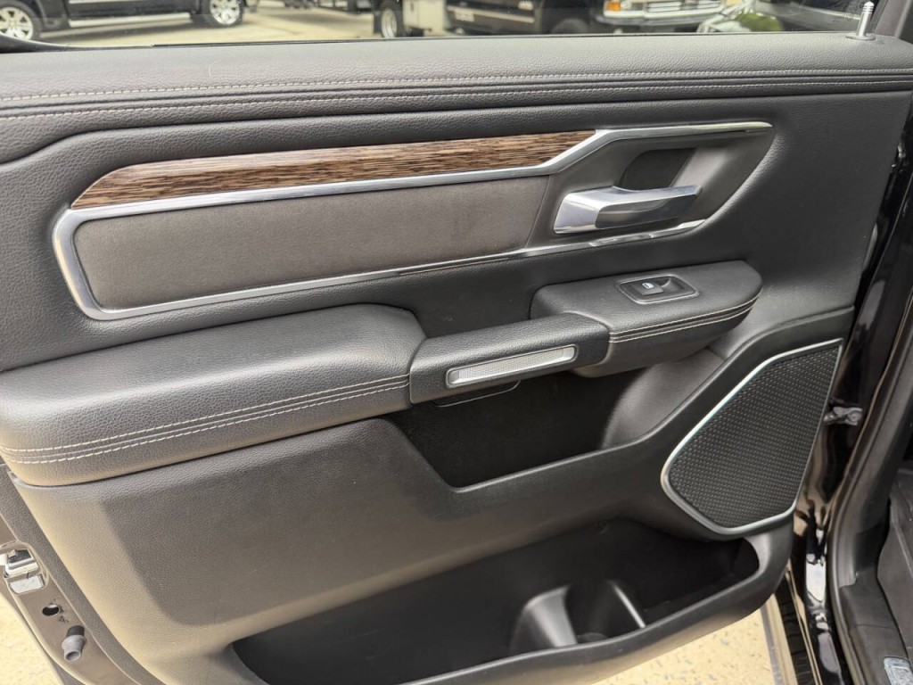 2019 RAM 1500 Image 30