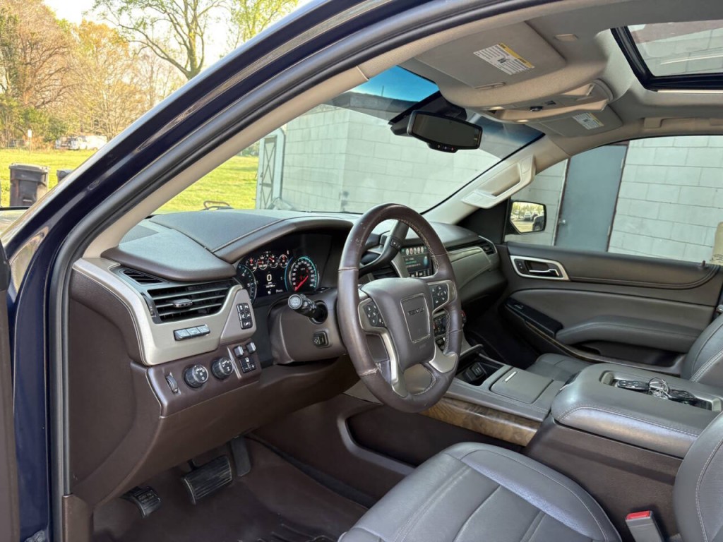 2018 GMC Yukon Image 12