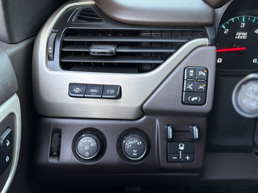 2018 GMC Yukon Image 13