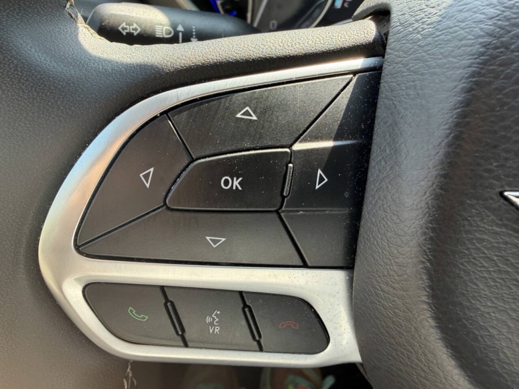 2024 Chrysler Pacifica Image 19