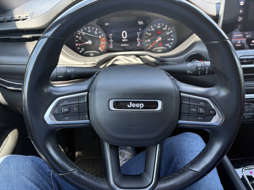 2022 Jeep Compass Image 12