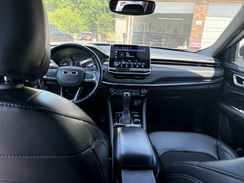2022 Jeep Compass Image 20
