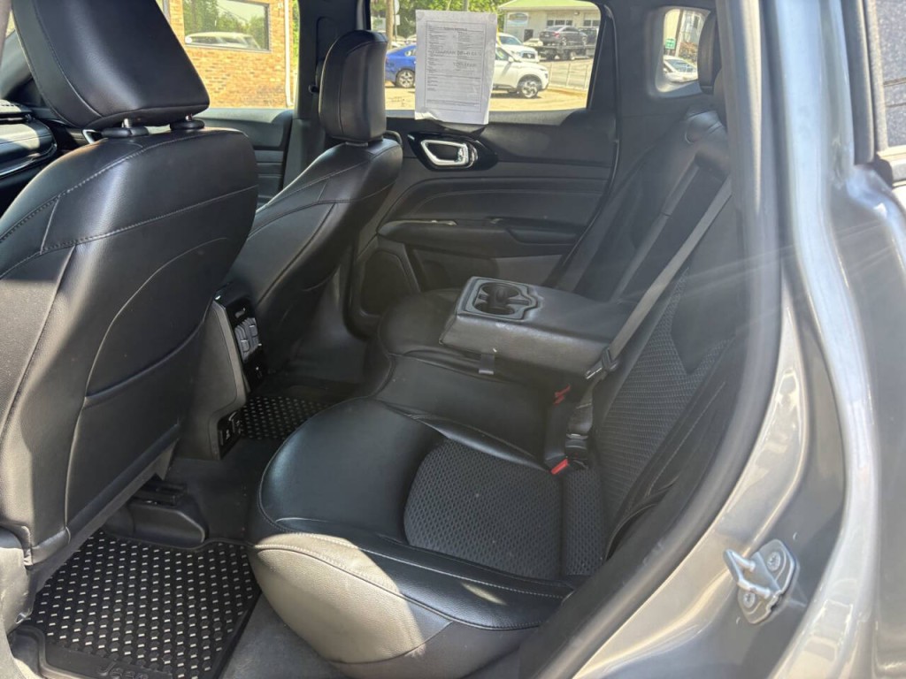 2022 Jeep Compass Image 22