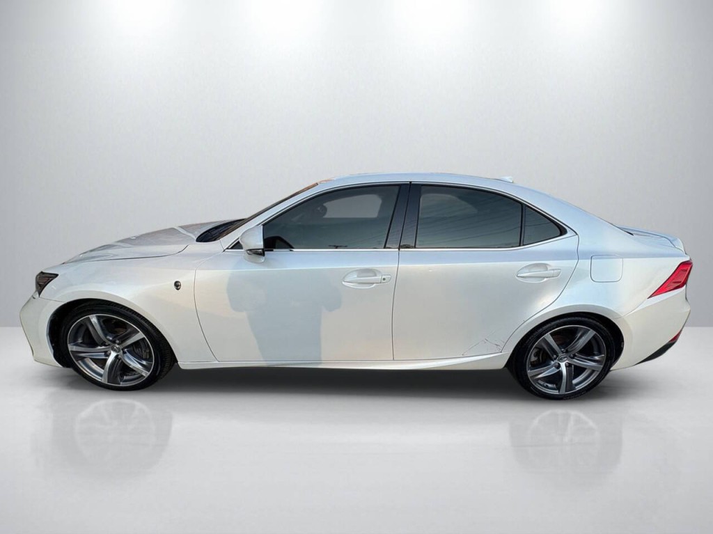2017 Lexus IS 300 Image 4