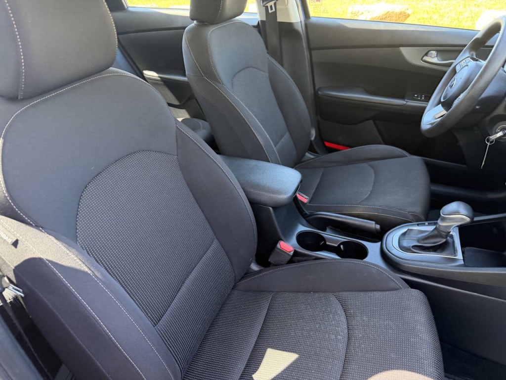 2020 Kia Forte Image 37