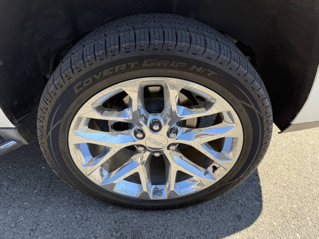 2016 GMC Yukon Image 11