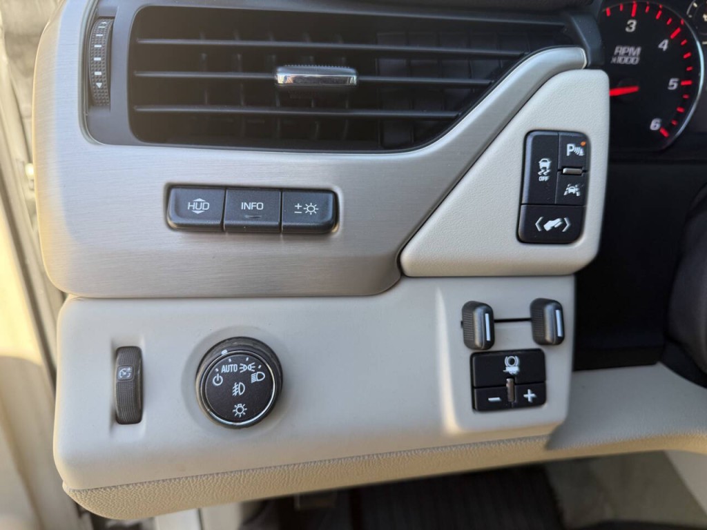 2016 GMC Yukon Image 19