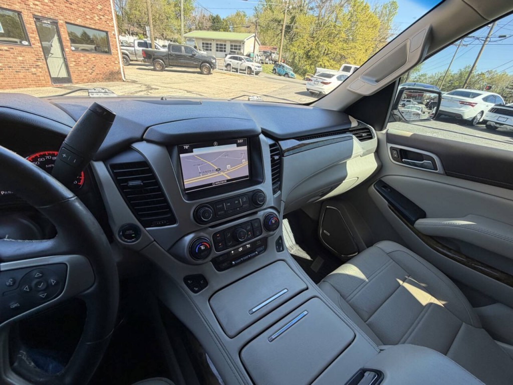 2016 GMC Yukon Image 27