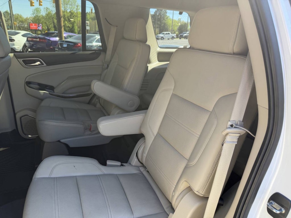 2016 GMC Yukon Image 38