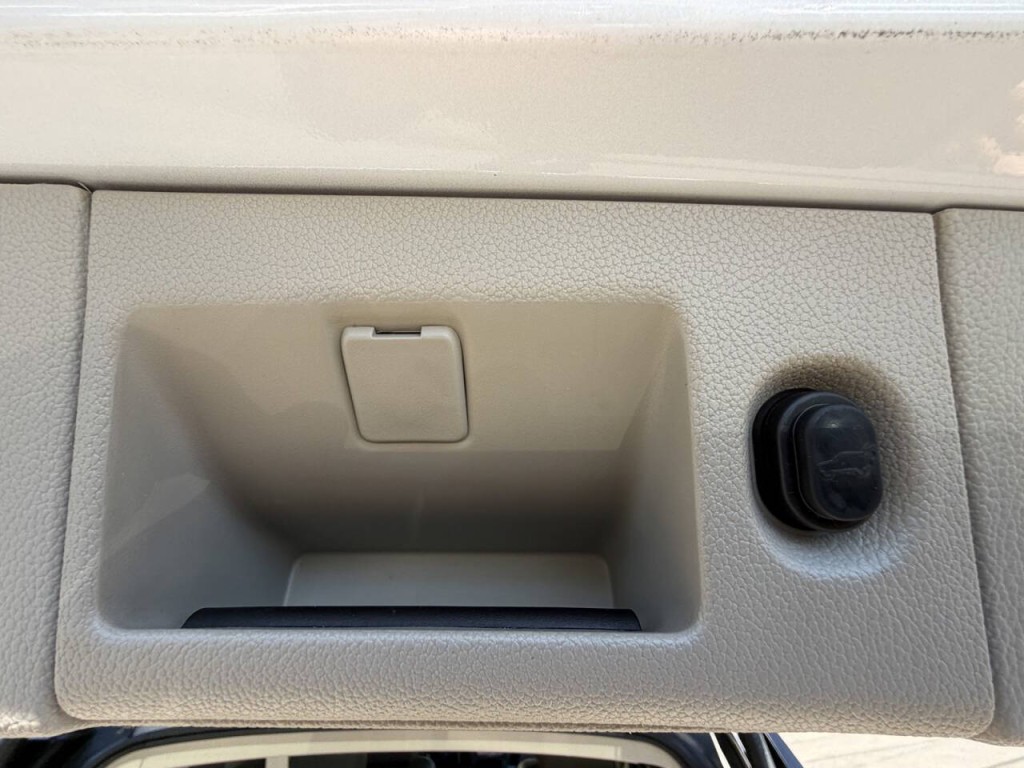 2016 GMC Yukon Image 46