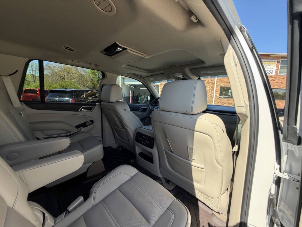 2016 GMC Yukon Image 49