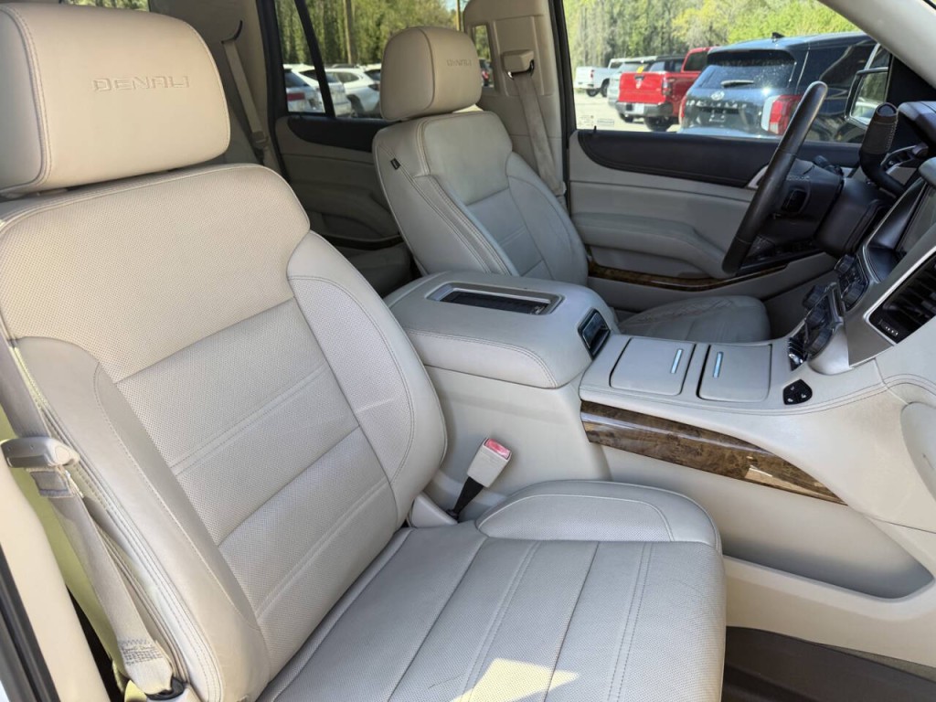 2016 GMC Yukon Image 52