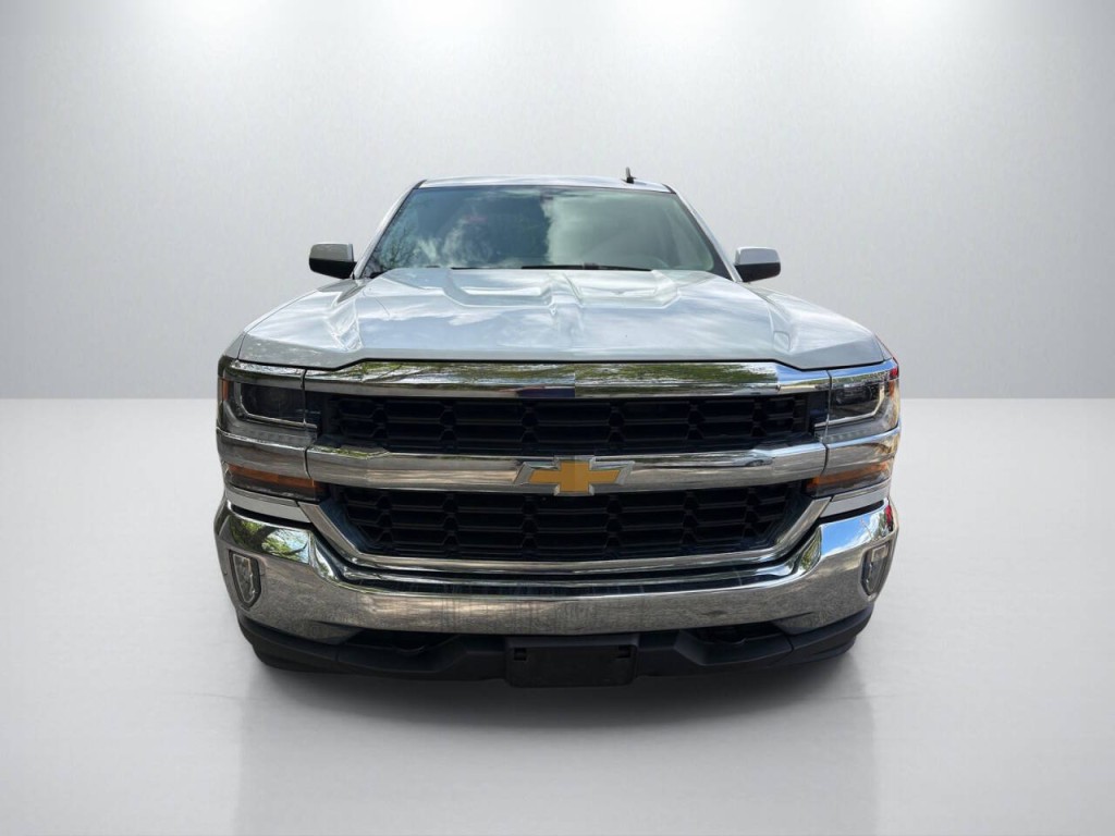 2018 Chevrolet Silverado 1500 Image 2