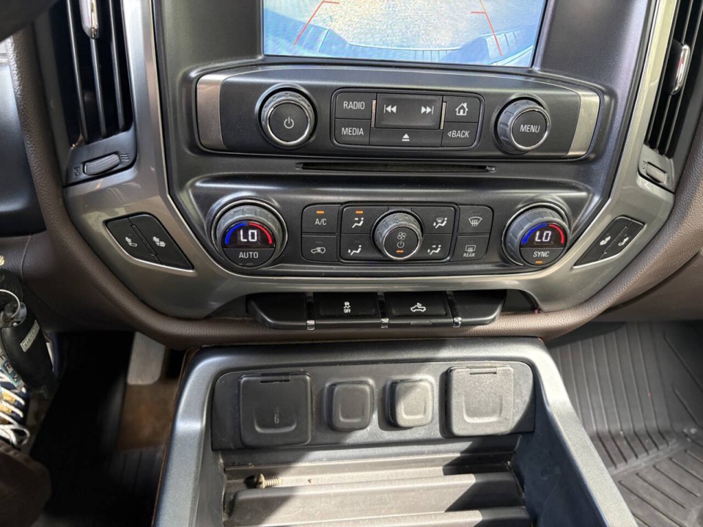 2018 Chevrolet Silverado 1500 Image 18