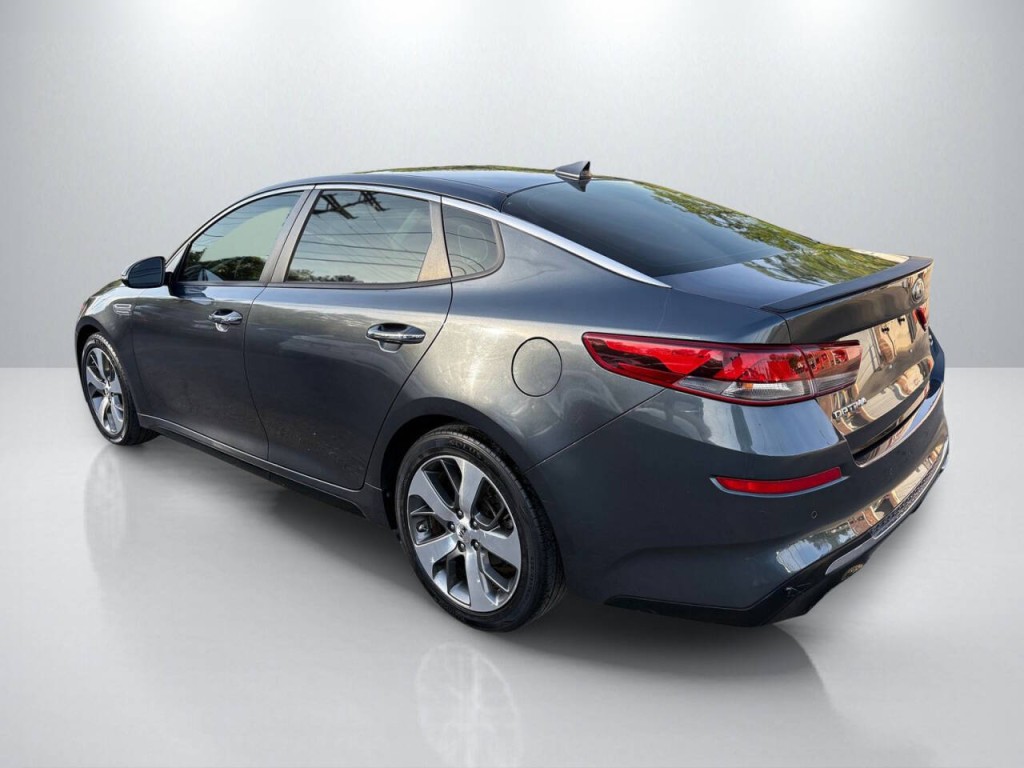 2020 Kia Optima Image 5