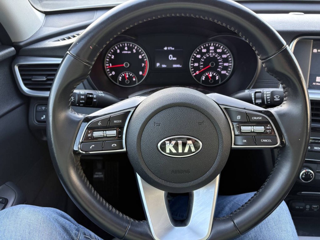 2020 Kia Optima Image 13