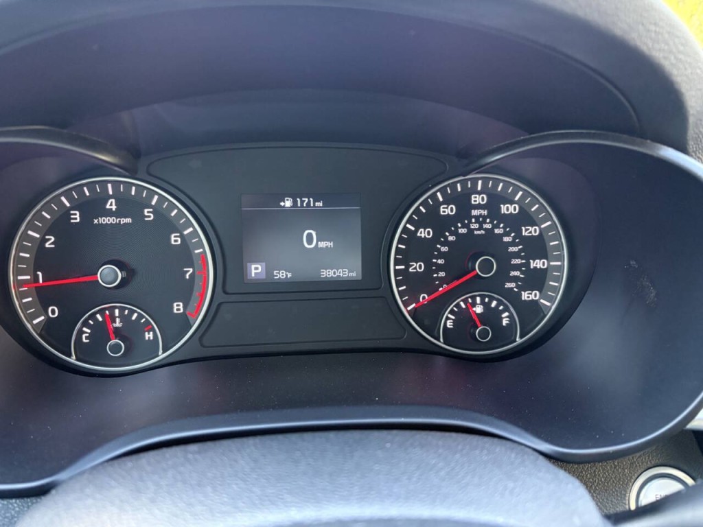 2020 Kia Optima Image 16