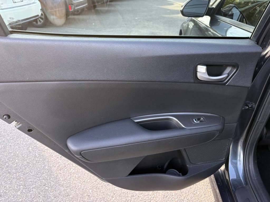 2020 Kia Optima Image 23